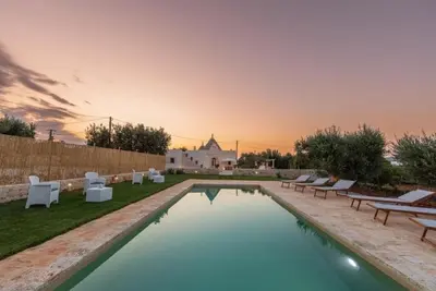 Image de Domus Petri 1908 Prickly Pear- Trulli with swimming pool in Itria Valley