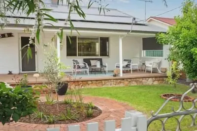 Image de Saltwater Escape -300m to beach