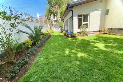 Image de Elegant Villa w/Private Garden, minutes from bole int’l Airport-Premium Comfort!