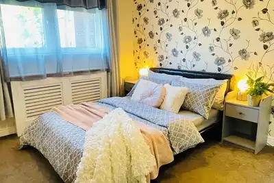 Image de Free Parking, Cosy & Lovely 2 bedroom apartment