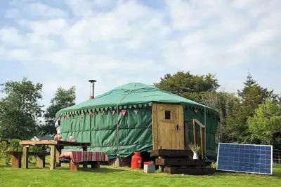 Image de Villager the Yurt with fully-fenced garden - Welcoming Dogs