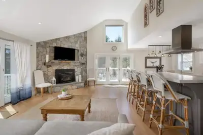 Maine Coastal Gem: Close to Beaches & Attractions!