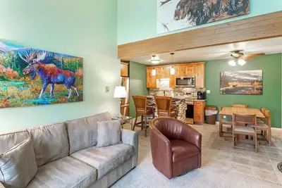 Image de Wonderfully Renovated Condo, Walk to Beaver Creek Resort