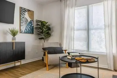 Image de Designer's Retreat; Fur Friendly