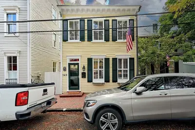 Image de Charming on Charles Street