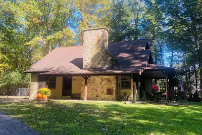 Image de Willow Oak Cottage - completely renovated and 15 min from Penn State University