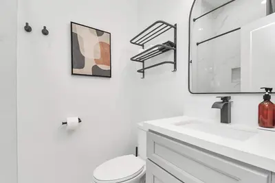 Image de Spacious 2 Homes in vibrant Houston Sleeps 18 Fully Gated w/Parking