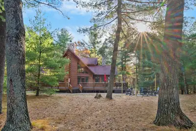 Image de Castle Rock Lake-Games-Bar-Fireplaces & Fire Pits