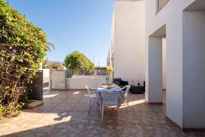 Maison de vacances 'Villetta Sea Love San Foca' avec terrasse partagée, Wi-Fi et climatisation