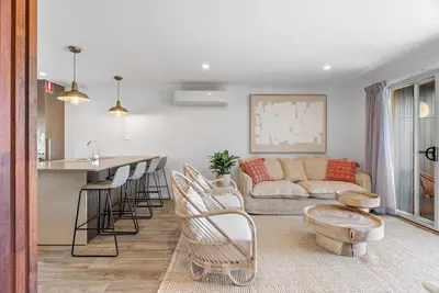 Image de Lake Vista 2, 0 By Coast Hosting