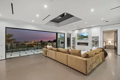 Image de Modern Elegance Luxury Villa