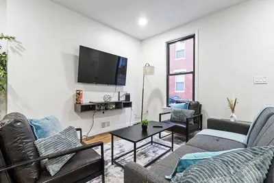 Image de Cozy Pittsburgh House: Fire Pit, Free WiFi!