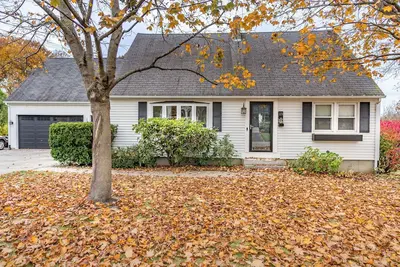 Image de Welcoming Cozy Retreat for Friends and Family!