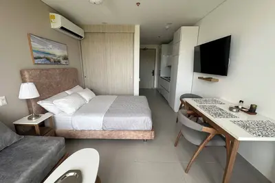 Image de Luxury, full equipped studio apartment for vacation or remote work