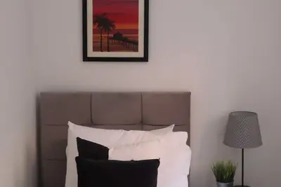 Image de Charming 2br Central Apt 5: Castle Views & Near Sights
