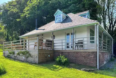 Image de 3 chambres à coucher à Okehampton