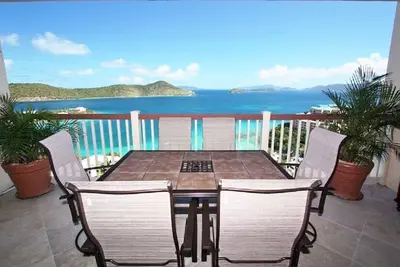 Image de Luxury 2-bedroom villa - Award Winning - Best Views on the Island - 3 Ac Units