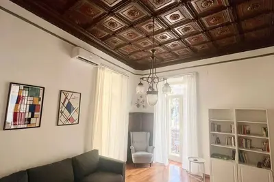 Elegant Vomero Hideaway Naples - family friendly