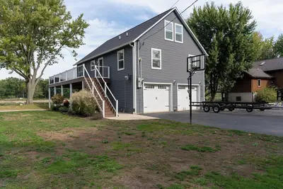 Image de Insta-worthy Rock River cabin