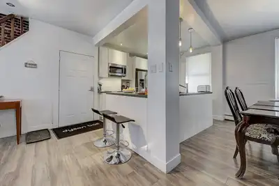 Image de 5 Bedrooms Location & 10 Minutes Walk To Old Quebec