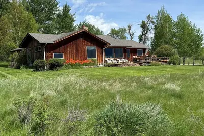 Image de Meadow Creek Ranchette in McAlllister, Montana