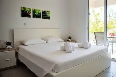 Image de Carme at the Beach - Home away from home! Beautiful 2bedroom-2bathroom apartment