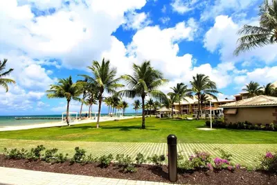 Image de Caribbean Gem! 4 Island View Units, Steps to North Sound Golf Club! Outdoor Pool