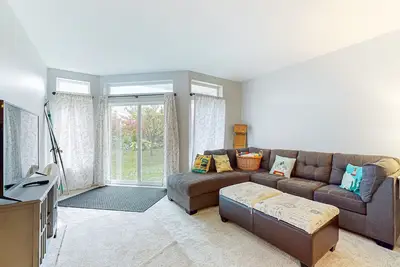 Image de Skiers condo, walk-out to ground level, near the slopes, walk to lifts, wifi, Tv