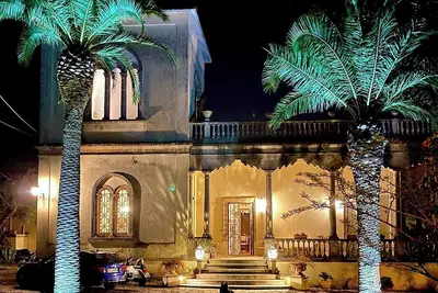 Image de Vintage villa with swimming pool surrounded by the park of 4 hectares 5 minutes walk sea