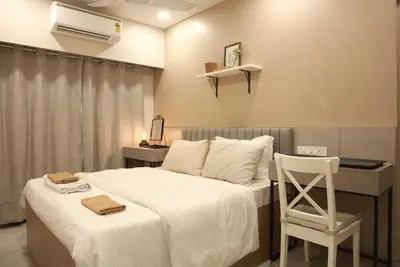 Image de Cozy 3bhk Apt at 2 mins walking distance from Mahalakshmi station