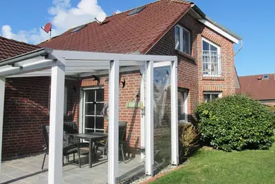 Image de Maison mitoyenne avec terrasse abritée