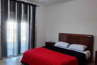Image de Location vacances Appartement F4 spacieux avec une vue panoramique sur Oran