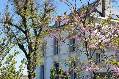 Image de Elegant 4-bedroom Manor house in enchanting Épargnes, Charente Maritime.