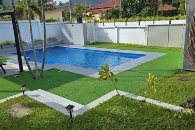 Villa Piscine Privee 3ch 3sdb, Grand Jardin, Calme, Près des Plages. Sans Vis a Vis