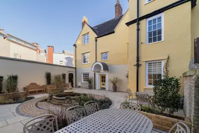 Image de Stunning 2 bed historic townhouse in Oxfords heart