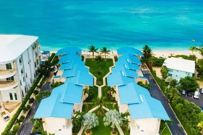 Image de Cayman Reef Resort  3br Condo w/ Ocean Views of Seven Mile Beach