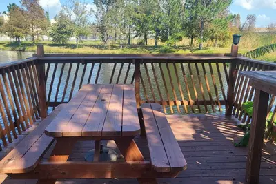 Beautiful & Private 3 bed, 3 bath, Pool Home!