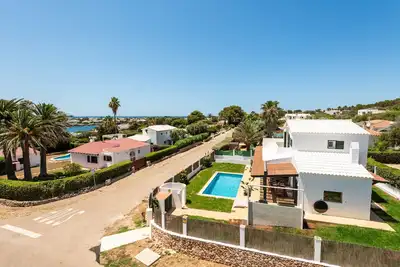 3 Bedroom Villa, Private Pool, 500m to Binisafua Beach