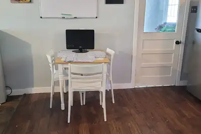 Image de Vintage Vibes 2-bedrood bungalow in Northloop Austin