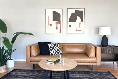 Image de Minneapolis / Edina Duplex - Entire home in Edina, Minnesota, United States