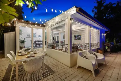 Image de Miami's Hidden Garden by TilahStays