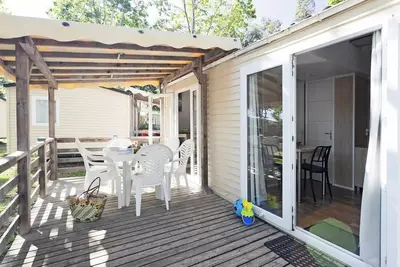 Image de Mobil-home | Classic Xl | 3 Ch. | 6 pers. | Terrasse surélevée | A/C