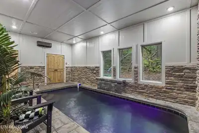 Image de Burch's Bear Splash, a spacious 4bd cabin in Pigeon Forge, perfect for your family getaways.