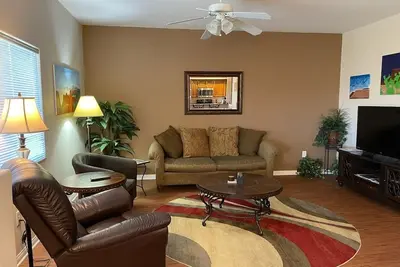 Image de Snowbirds Retreat in welcoming Mesquite!