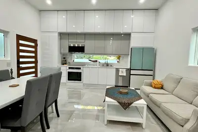 Image de Charming and modern 2-bedroom house with Ac, WiFi in serene Glendale, Sleeps 5