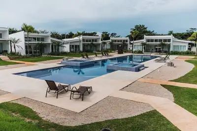 Image de 3-bedroom newly-built house in fabulous Playa Avellanas with Ac, WiFi, Pool
