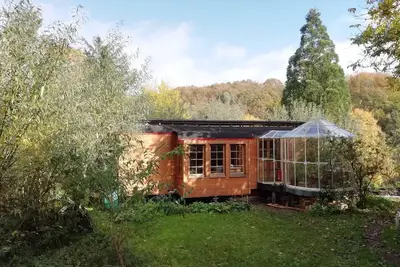 Image de Circus wagon star tent