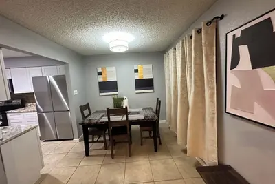 Image de Spacious 4-bedroom -Harned Court A