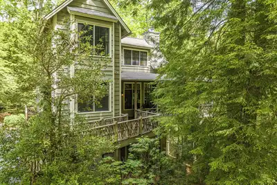 Image de New to Vrbo! Cashiers 4-bedroom Exceptional Home + Country Club Amenities