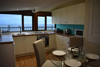 Cosy bungalow with amazing views